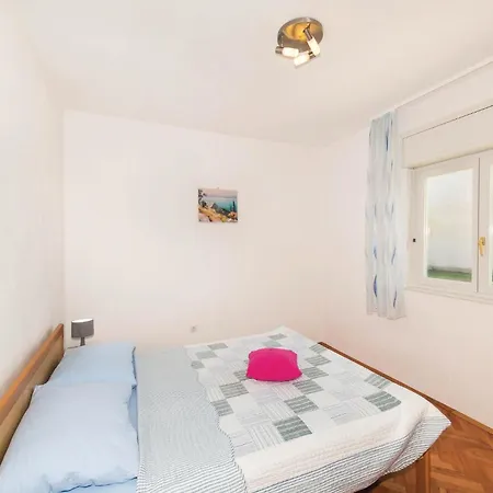 Apartamento Kastel Kambelovac With Bath *